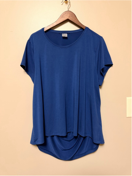 Athleta Tops - Athleta Air Out Cinch Tee
